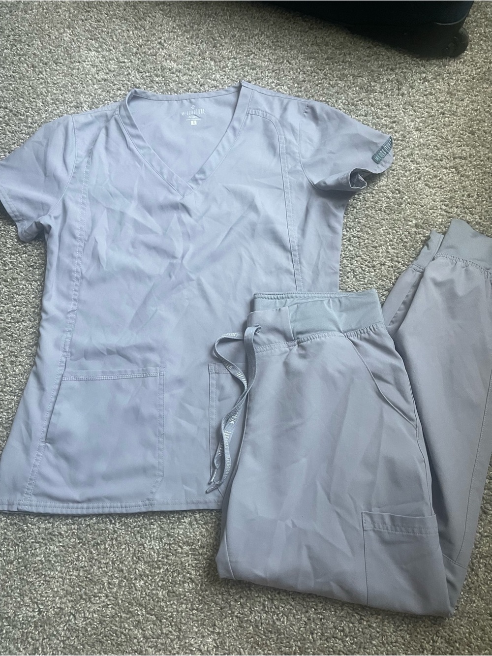 Med Couture- Cloud Gray- Women’s Scrubs- V Neck and Jogger